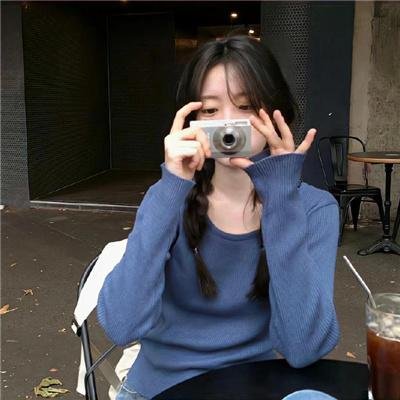 佳人送我置山巅